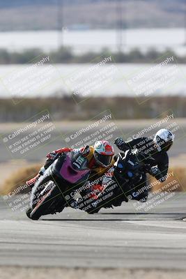 media/Nov-16-2025-Race Pace (Sun) [[8c5fa54630]]/Non Verified Riders (1st 20 Minutes)/1-Turn 14 (10am)/